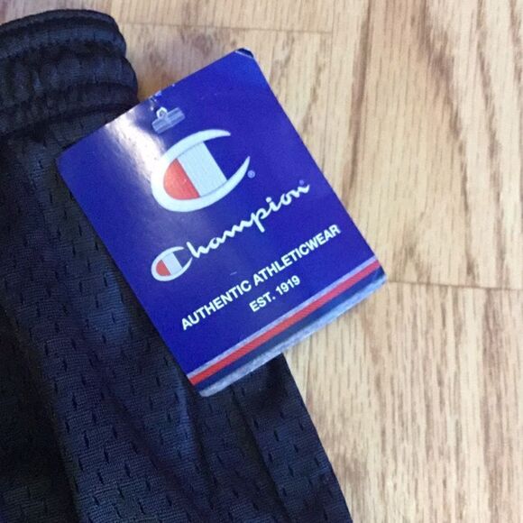 2 pair of athletic shorts in size medium, both black - Picture 5 of 13